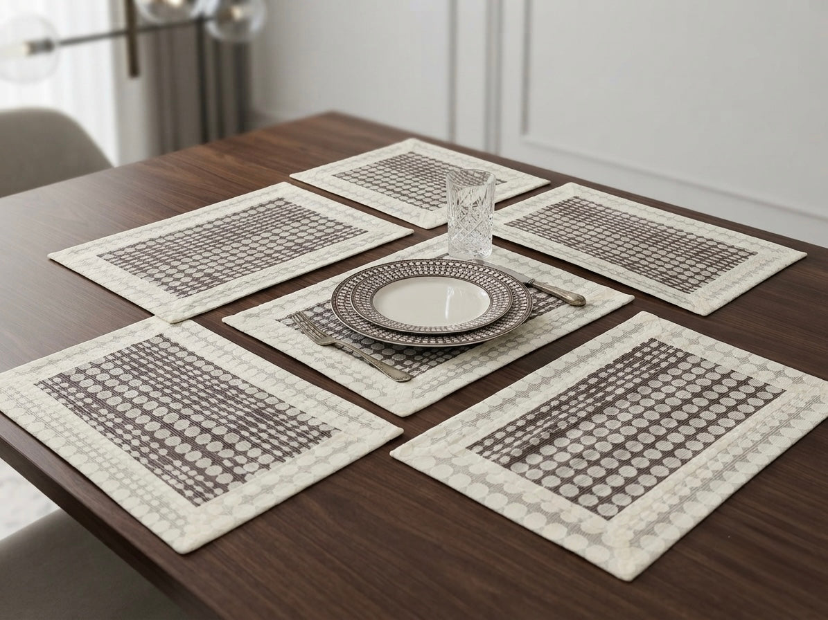 Elegance Off White Dot-weave Table Mats (Set of 6)