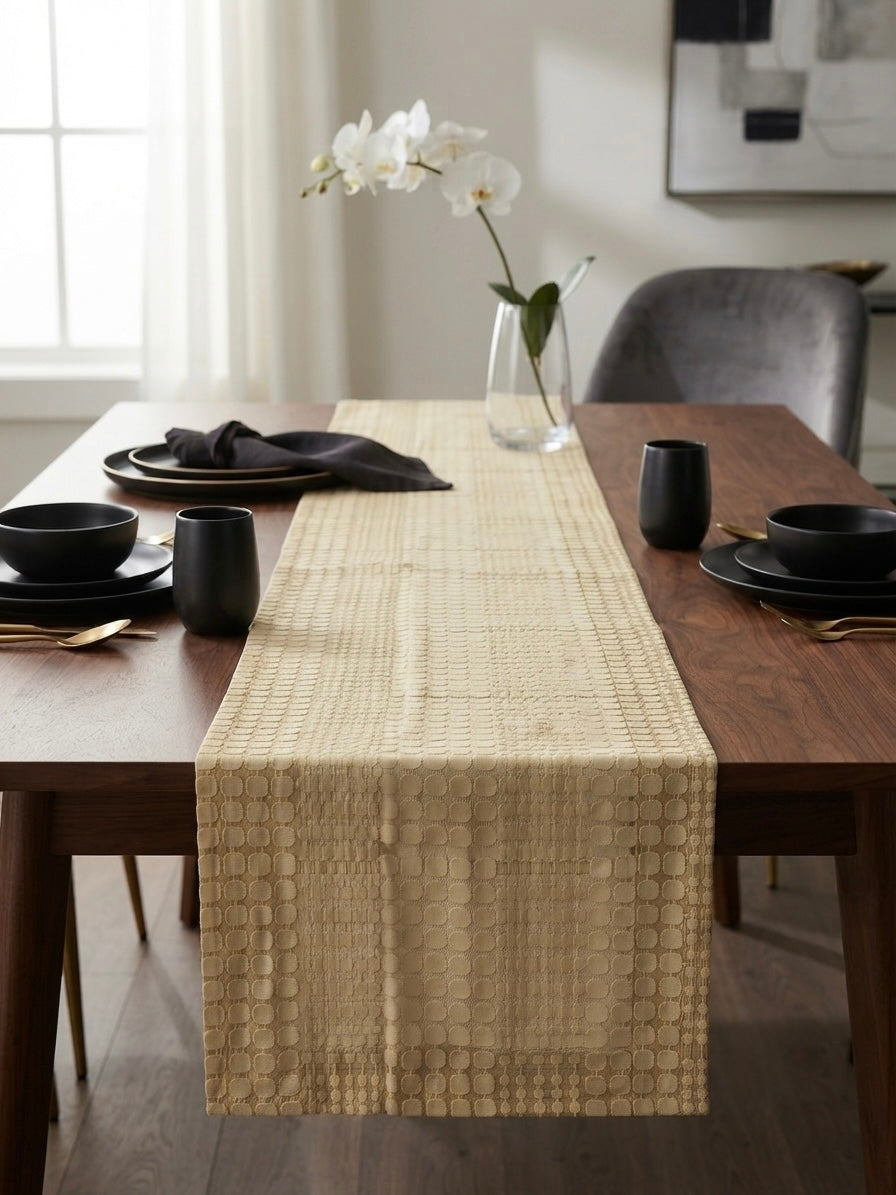 Elegance Beige Dot-weave Table Runner (14*72 inches)